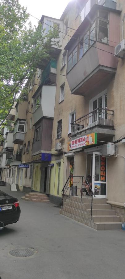 Two room apartment Odessa Exterior photo